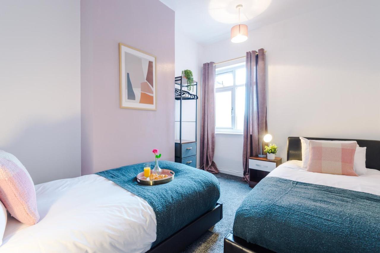 Harley House - Spacious Home With Free Netflix & Parking By Rocketbnb Coventry Exterior foto